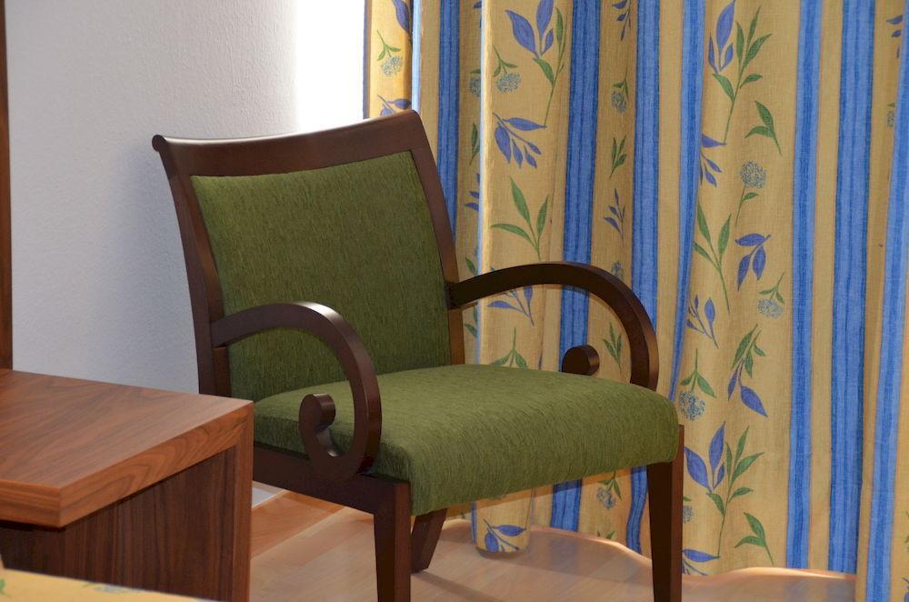 Hostal Neptuno Caces Zewnętrze zdjęcie
